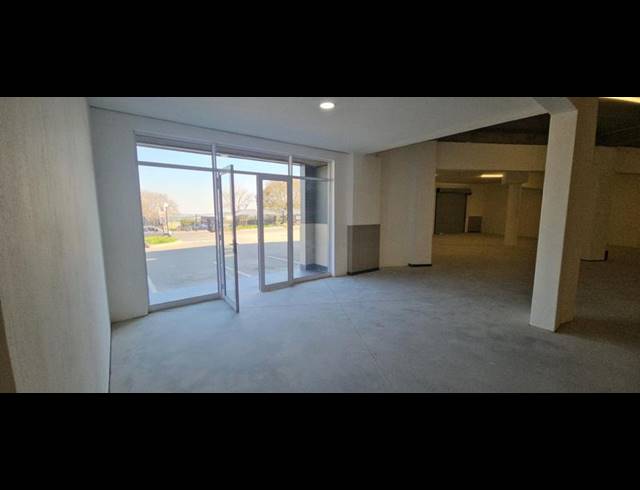 INDUSTRIAL PROPERTY TO RENT IN HALFWAY HOUSE